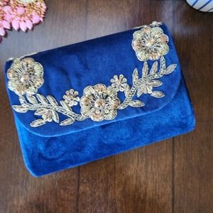 NWT Blue Embroidered Velvet Clutch Floral Design Purse For Bride Royal Blue bag